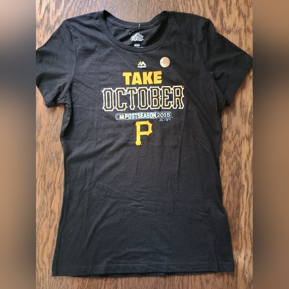 MLB Pittsburgh Pirates post season T-shirt size M NEW